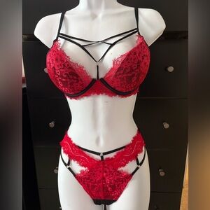 La Senza Red Lace Strappy Bra & Thong Set